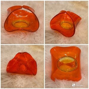Vintage Viking glass 'handkerchief' bowl in the persimmon (orange). Art glass